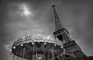 Ringelspiel und Eiffelturm